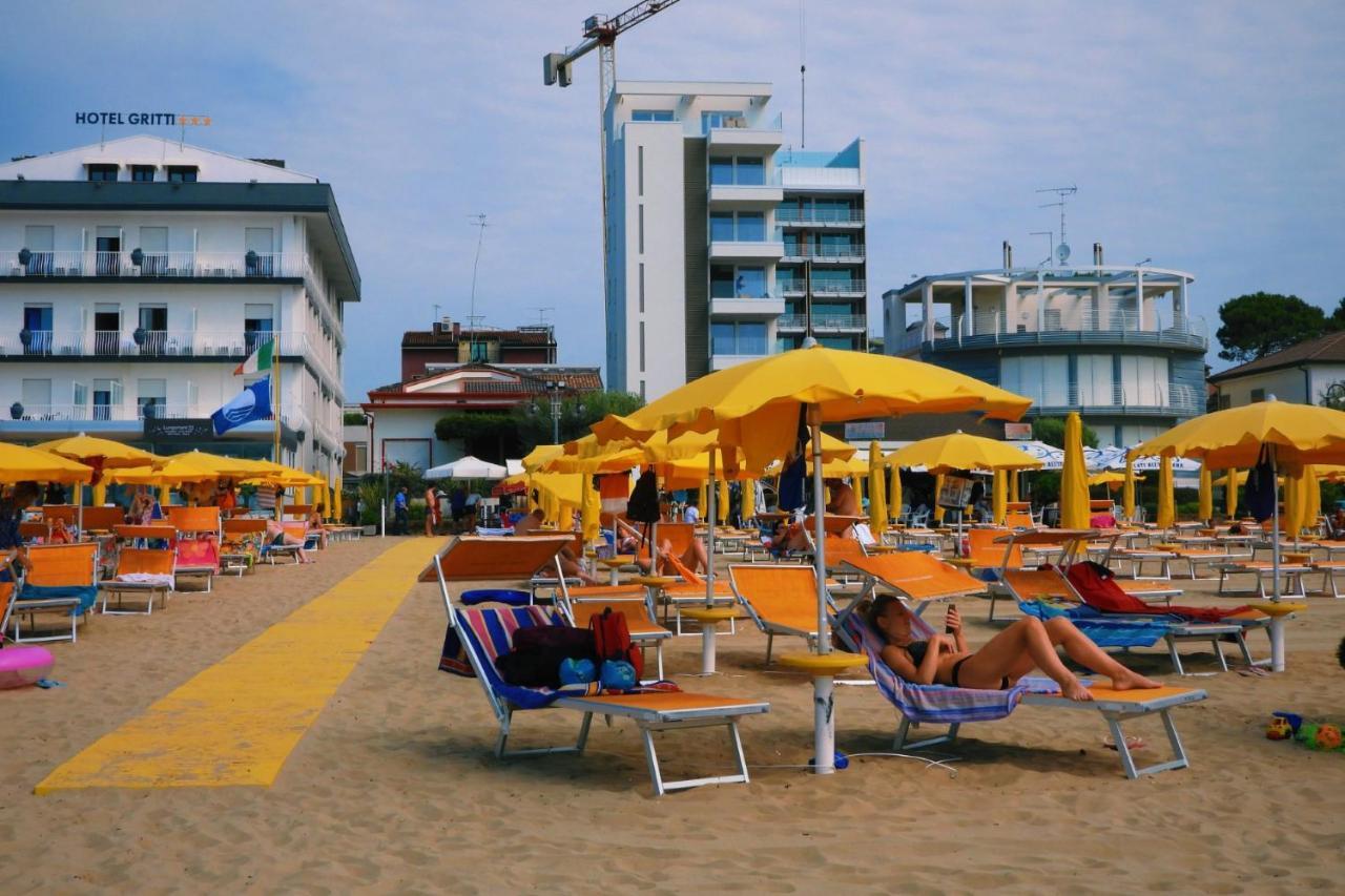 Hotel Garni San Carlo Lido di Jesolo Exterior photo