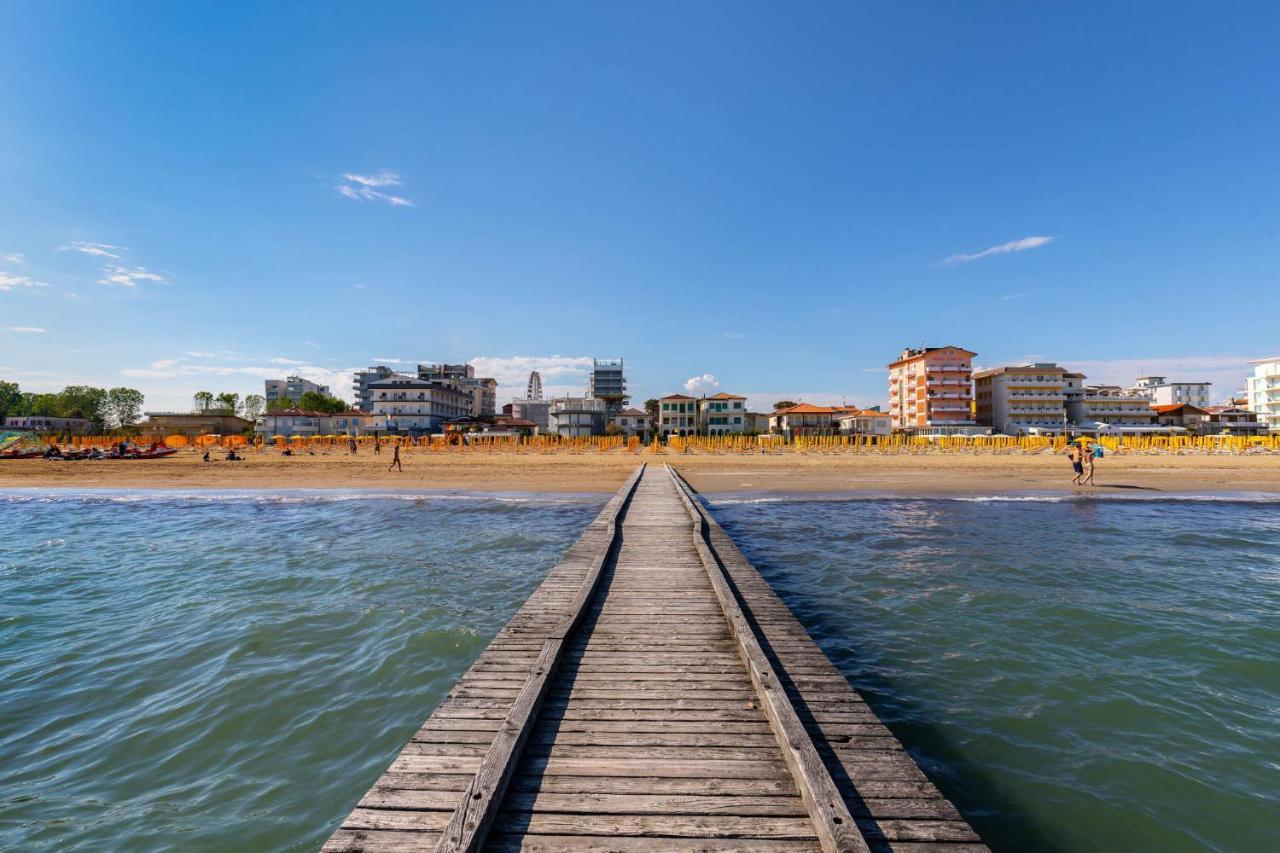 Hotel Garni San Carlo Lido di Jesolo Exterior photo